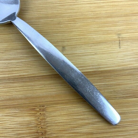 Oneida Leda Set of 2 Teaspoons 18/10 Stainless Steel 6 inch Durable Flatware - Picture 3 of 6